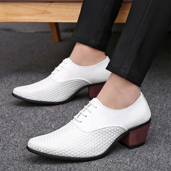 2020 Hombres Blancos Zapatos Formales Tacones Oxford, Suave Moccasin Homme, Chaussure De Aumento De La Altura De Vestir La Conducción De Los Zapatos Del Barco Gommino