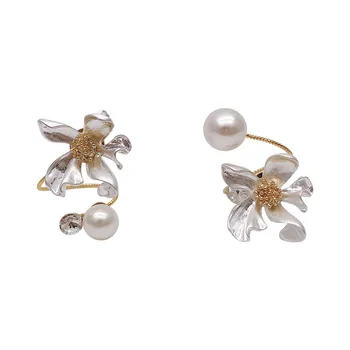 2020 Nuevas de corea pendientes de perlas creativo Hipérbole de metal de estilo de flores de las Mujeres pendientes de la Gota de diseño de Joyería