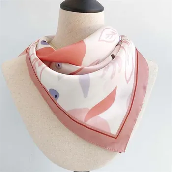 2020 nuevas hiyab bufanda las mujeres de pañuelo de seda de la bufanda foulard femme cabello bufanda Versátil Cinta decorar flor de impresión Pequeña bufanda