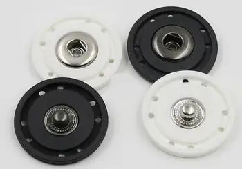 60 sets / lot NSF-028 de plástico de Nylon de coser pulse el botón 8 agujeros de botón a presión sujetadores Negro/Blanco envío gratis