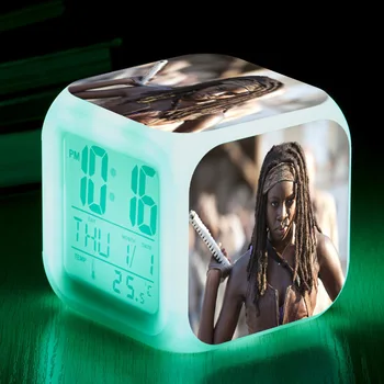Caliente Walking Dead Película Impresa de Juguete para Niños, Reloj despertador LED Cambio de Color Reloj Digital de Escritorio de Estudiante de la Luz de Alarma del Reloj