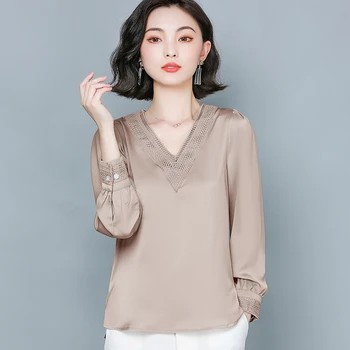 Coreano de Seda de las Mujeres Blusas Camisa de Mujer Satén de Seda de la Blusa Tops de Mujer de Manga Larga Bordado de Blusas Mujer V-cuello Hueco de la Camisa