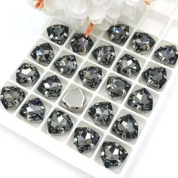 De alta calidad K9 de Cristal de coser diamantes de imitación de 12 mm de Grasa en forma de Triángulo Gris suelta diamantes de imitación de bricolaje/ropa de vestir accesorios