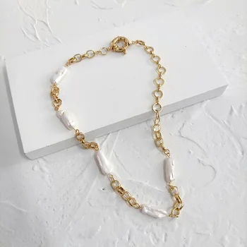 De Color oro Grueso de la Cadena de Barroco Elegante Collar de Perlas de agua Dulce de la Perla Collares para las Mujeres de Latón de la Fiesta de la Boda de la Joyería de 2020 Caliente