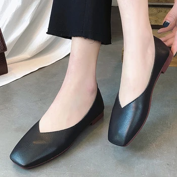 Las Mujeres de la moda Zapato Plano Otoño Elegante Superficial Baja Sandalias de tacón 2020 Beige Versión coreana del Dedo del pie Cuadrado Slip-on Mujer Simple Zapato