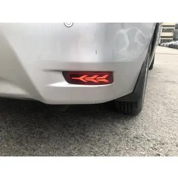 Para el Toyota corolla Altis-2018 LED en la parte Trasera Parachoques Reflector de la Lámpara de la Función Como de la Conducción de Luz de la luz de Freno Dinámico encenderá la luz