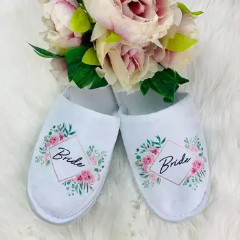 Personalizado floral novia zapatillas de Dama de honor regalos corona de flores de la boda personalizar zapatillas de niña de las flores de la propuesta de Aniversario, despedida de soltera