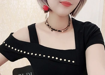 Verano coreano Ropa T-shirt de Moda Sesgo Collar de Remache Sexy Off Shouder Mujeres Tops Ropa Mujer Camiseta de Algodón Camisetas 2020 Nuevas T06209